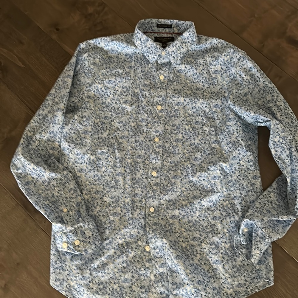 Men’s dress shirt